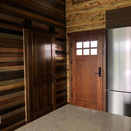 Somers New Cabin With Spectacular Views Of Flathead Lake. מראה חיצוני תמונה