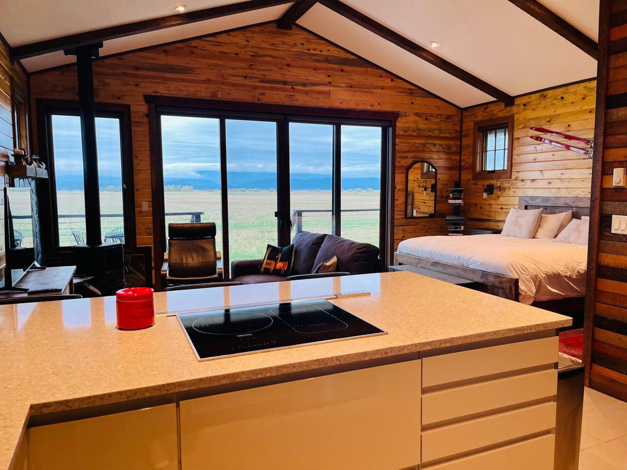 Somers New Cabin With Spectacular Views Of Flathead Lake. מראה חיצוני תמונה