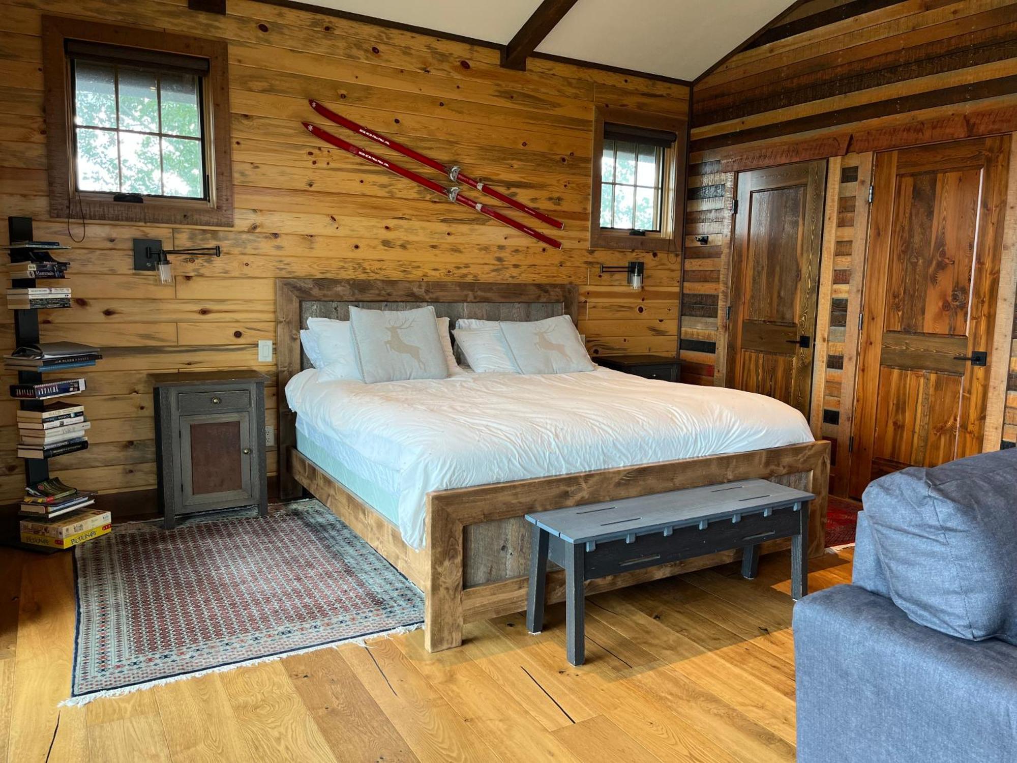 Somers New Cabin With Spectacular Views Of Flathead Lake. מראה חיצוני תמונה